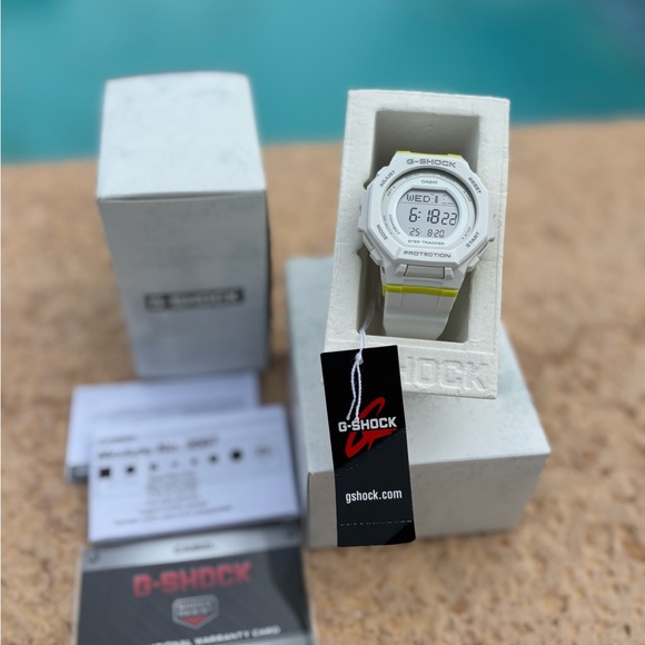 G-Shock White and Green Digital Watch - Picture 3 of 9